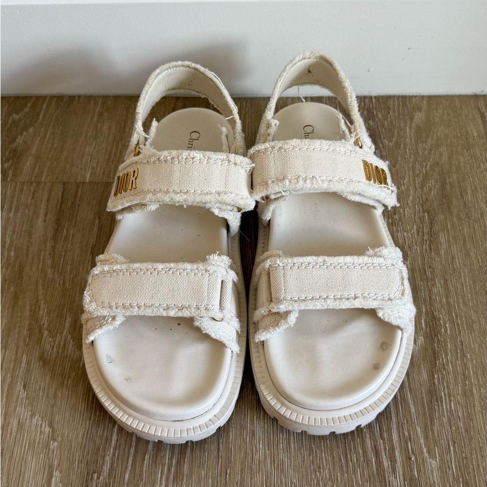 Dior off White Canvas Sandals with Gold Logo • 40 - Picture 2 of 5